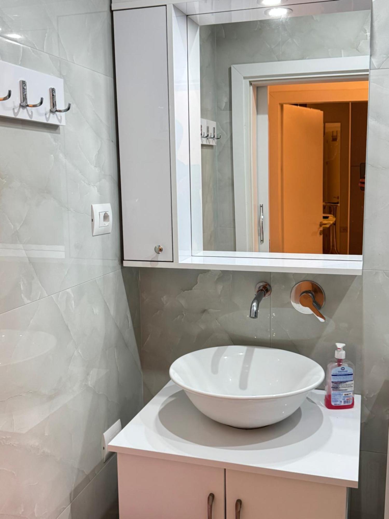 Sun & Sea Apartment Saranda Exterior photo